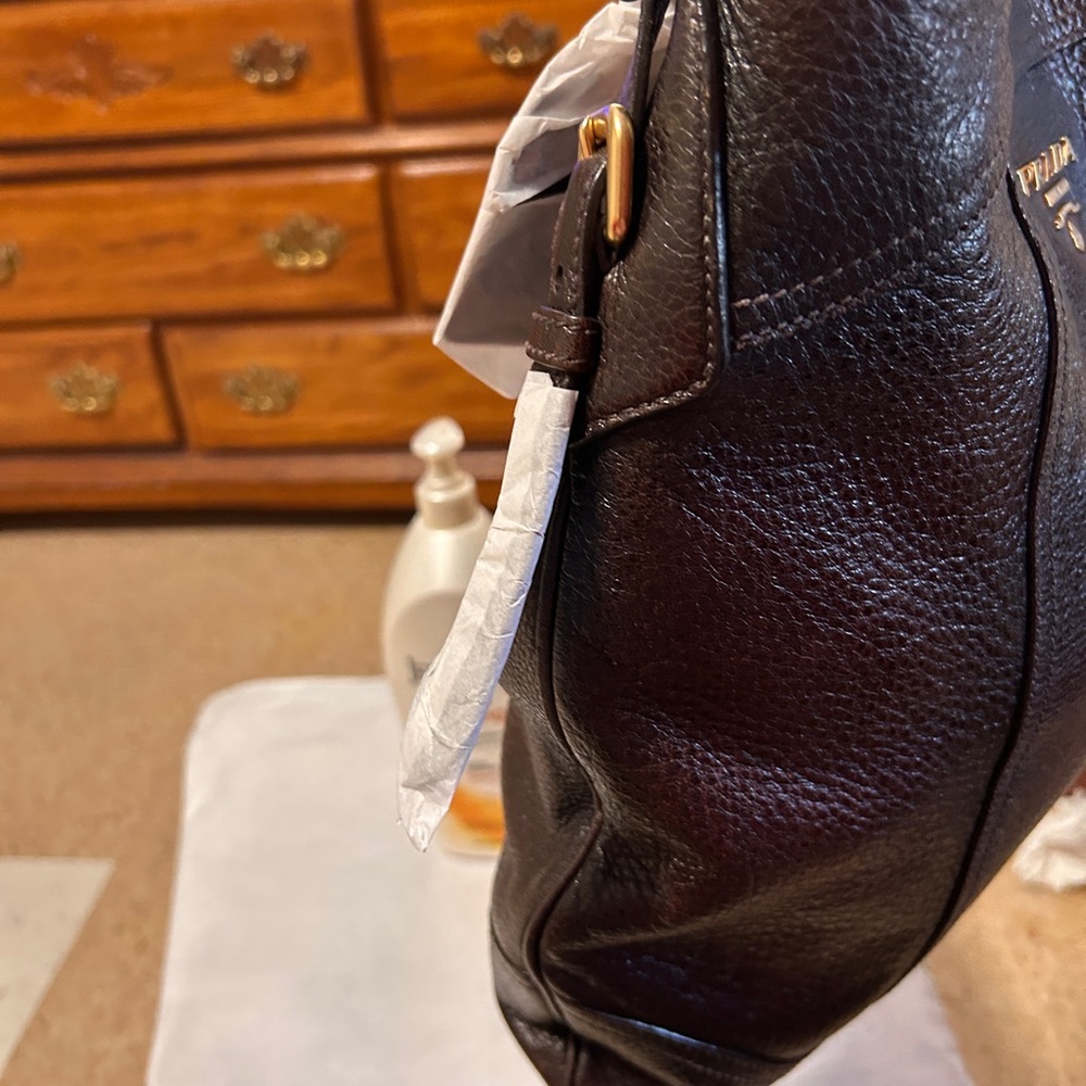 Prada Black Leather Women's Bag - Picture 4 of 8